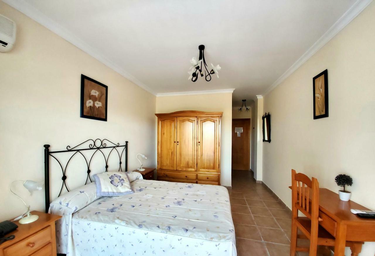 Hotel Arco Del Sol Colmenar Luaran gambar
